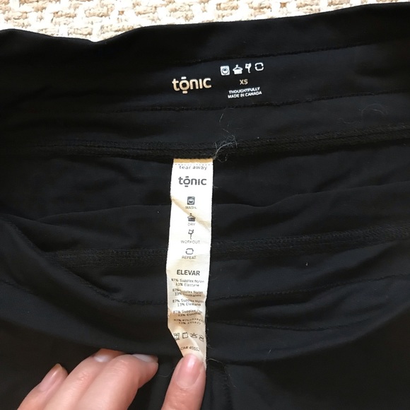 Tonic Hot Yoga Outfit - Top Small/Bottom XS - Picture 2 of 8